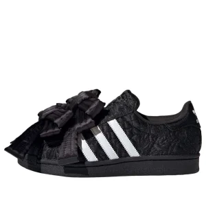 (WMNS) adidas Caroline Hu Superstar 'Black White' JR7978