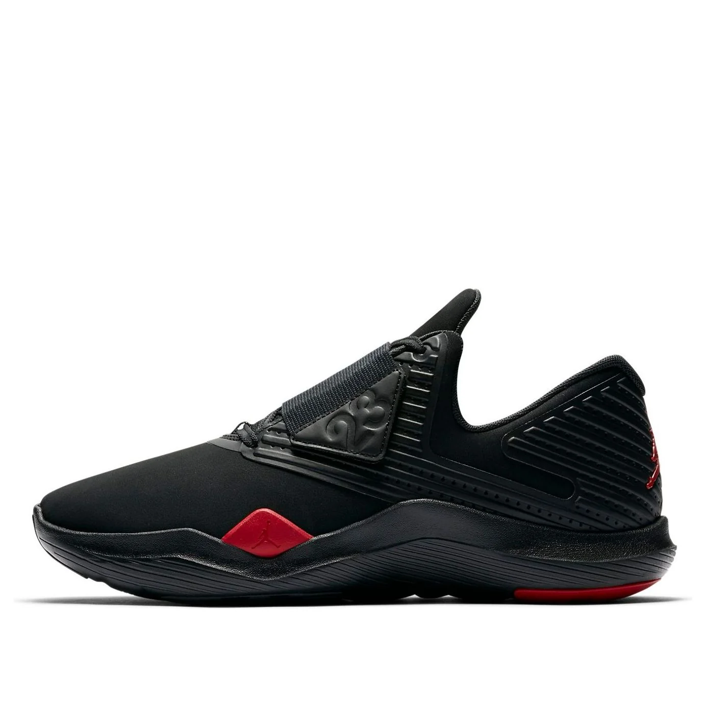 Air Jordan Relentless 'Bred' AJ7990-003