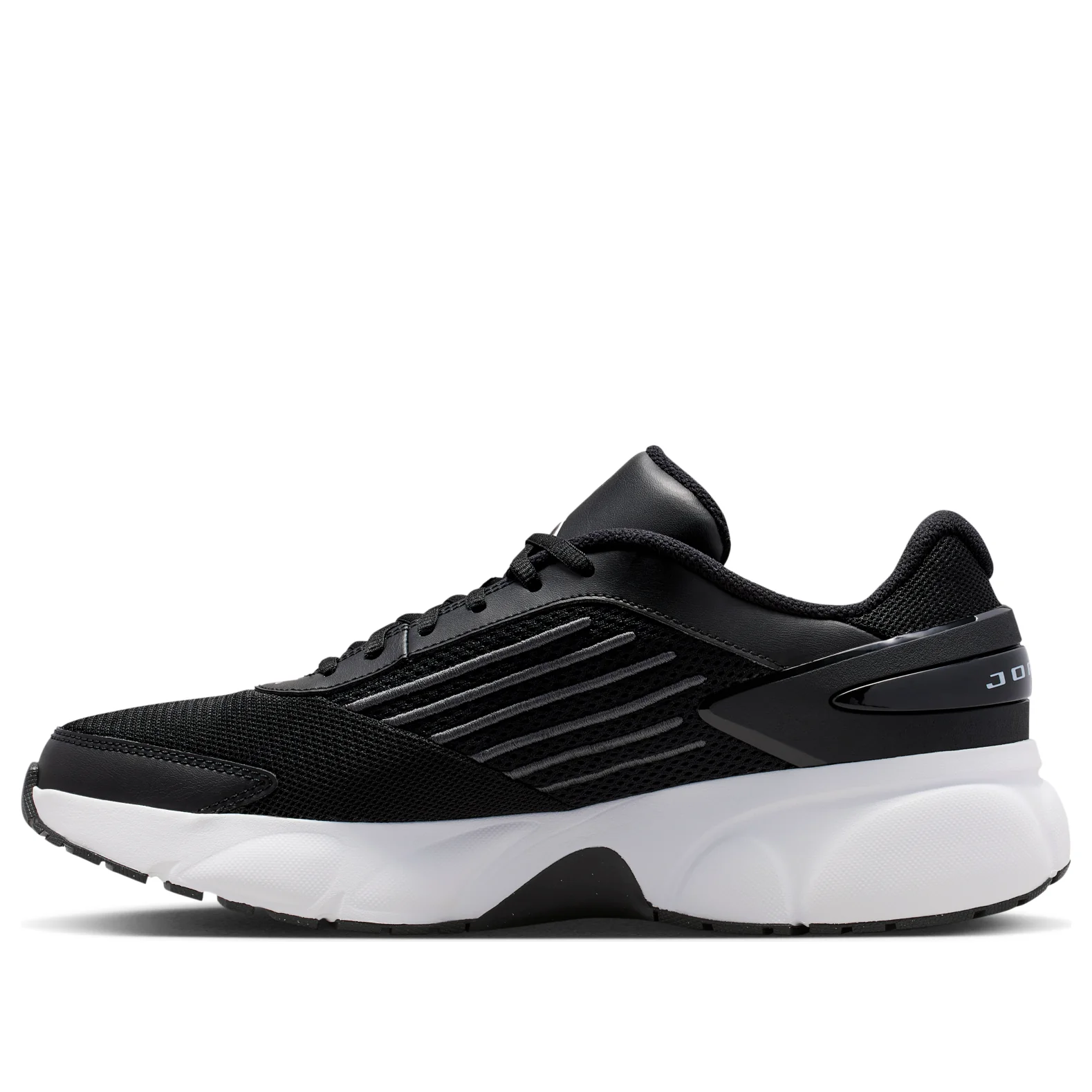 Air Jordan Trunner Flow 'Black White' IO2091-003