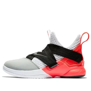 (GS) Nike LeBron Soldier 12 SFG 'White Flash Crimson' AO2910-102