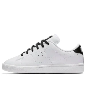 (GS) Nike Tennis Classic PRM 'White Black' 834123-101