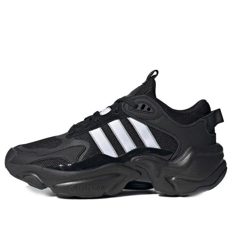 (WMNS) adidas Magmur Runner 'Black White' EE5141