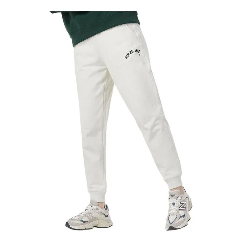(WMNS) New Balance Wordmark Logo Jogging Pants Asia Sizing 'White' AWP41310-CIC