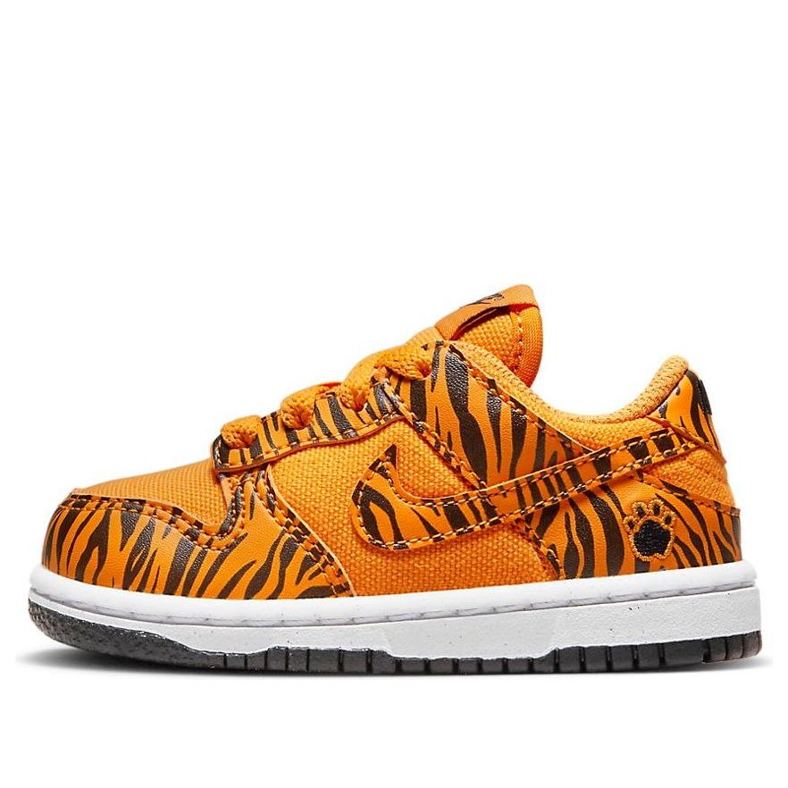 (TD) Nike Dunk Low Next Nature 'Tiger Stripes' DZ5634-800
