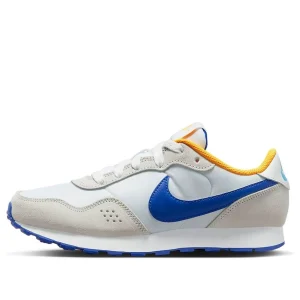 (GS) Nike MD Valiant 'Summit White Racer Blue' CN8558-110