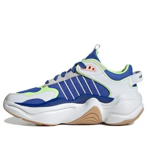 (WMNS) adidas Magmur Runner 'Cloud White Hi-Res Blue' EF0760