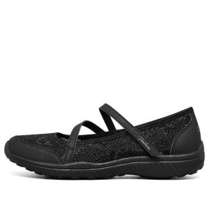 (WMNS) Skechers Be-Light Slip-on Shoes Black 100022-BLK