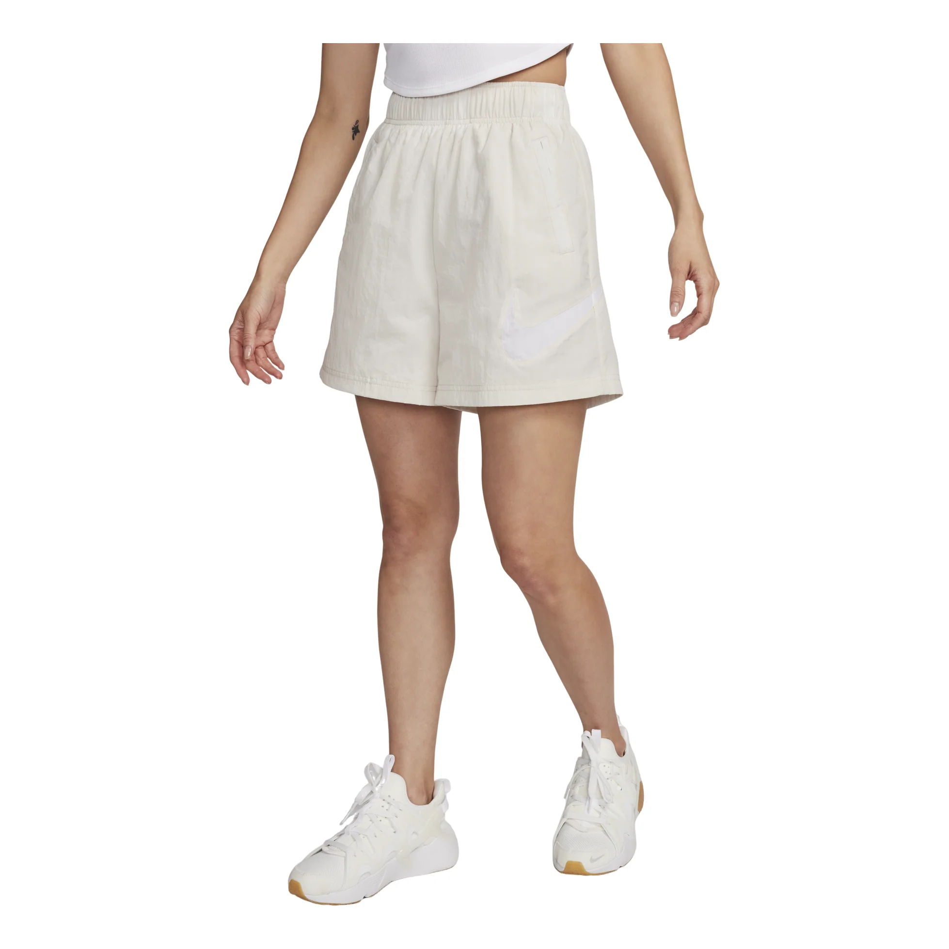 (WMNS) Nike Sportswear Essential Woven Shorts 'White' DM6740-104