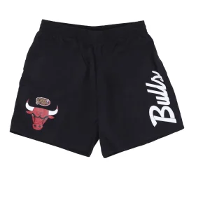 Mitchell & Ness x NBA Team Essentials Nylon Shorts 'Chicago Bulls' PSHR4435-CBUYYPPPBLCK