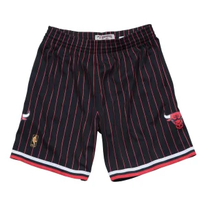 Mitchell & Ness NBA Swingman Shorts Chicago Bulls Alternate 1996-97 'Black Red' SMSHAC18022-CBUBLCK96